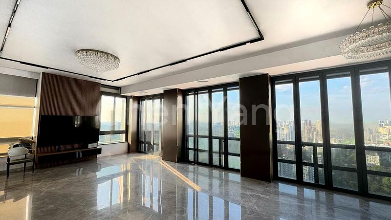 4 Bed Condo for Sale in  Nouvel 18 - Image 3